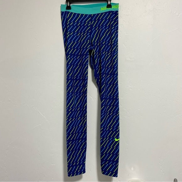 Nike Pro Core Bolt Print Compression Tights Women's 684665-455 Size M - Picture 1 of 6